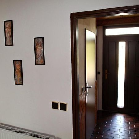 Dum V Ceskem Raji Villa Dolní Bousov Buitenkant foto
