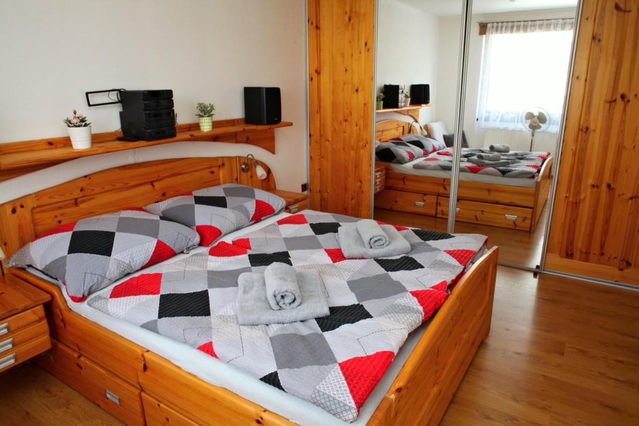 Dum V Ceskem Raji Villa Dolní Bousov Buitenkant foto